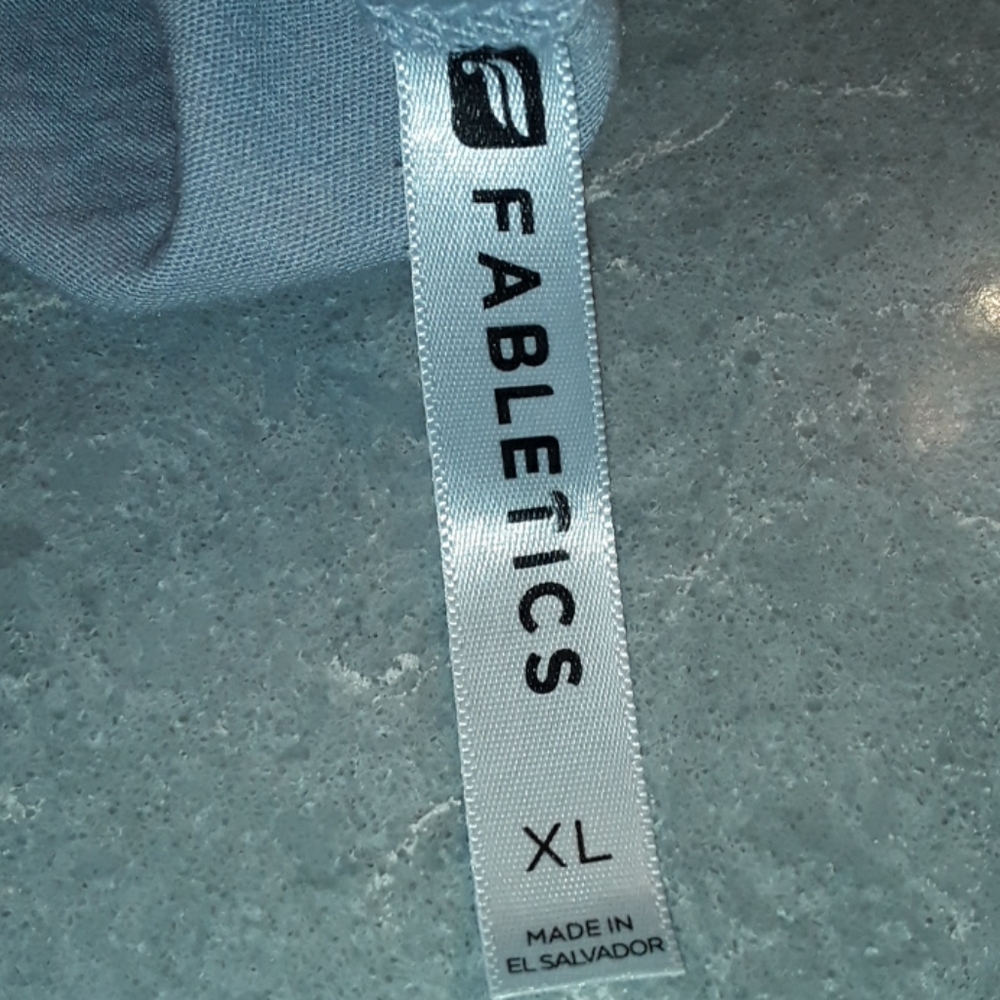 Fabletics tank top - Picture 3 of 3